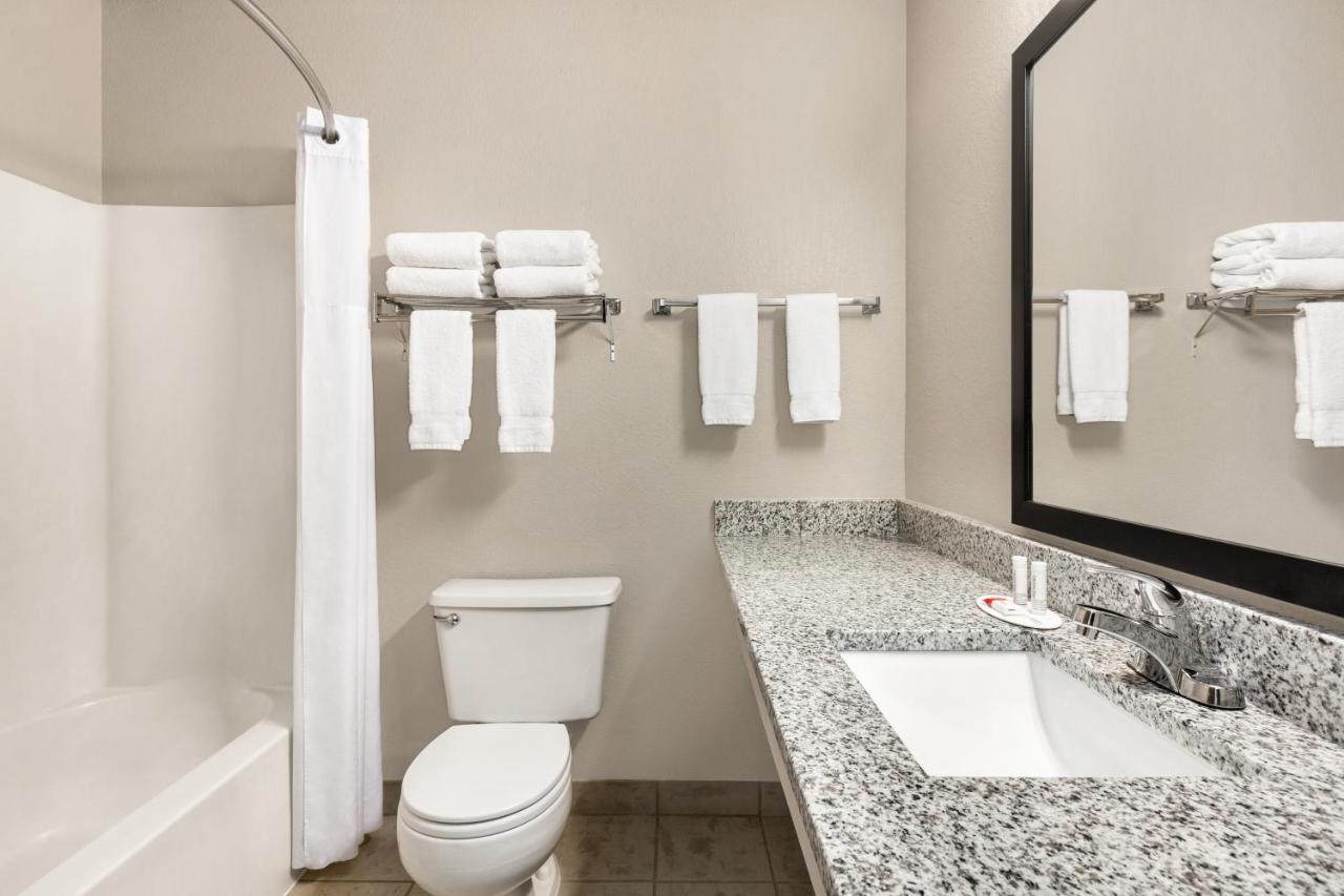 Baymont By Wyndham Hotel 3*
